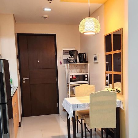 Апартаменти House Of B&Y At 101 Newport Across Naia T3 Маніла Екстер'єр фото