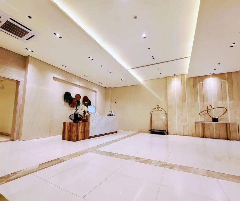 Апартаменти House Of B&Y At 101 Newport Across Naia T3 Маніла Екстер'єр фото