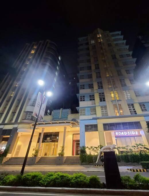 Апартаменти House Of B&Y At 101 Newport Across Naia T3 Маніла Екстер'єр фото
